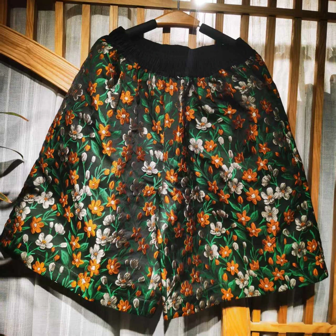 凤徕兮私人定制黑底黄绿色小碎花全松紧黑腰中裤（ LK087-24）单