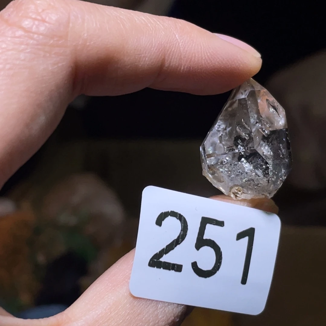 未镶嵌水晶珠宝半成品