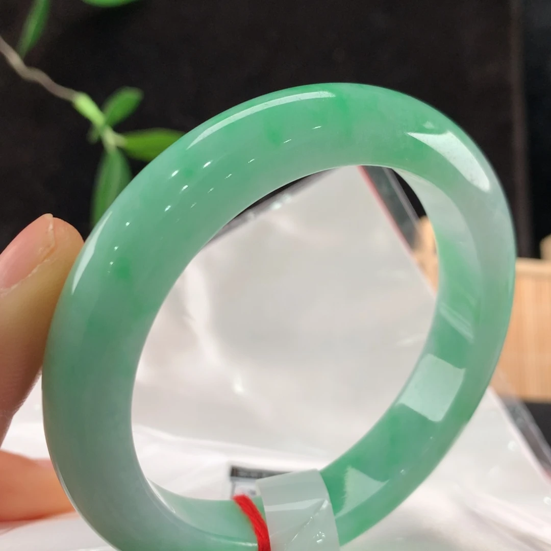 翡翠手镯未镶嵌111-2868