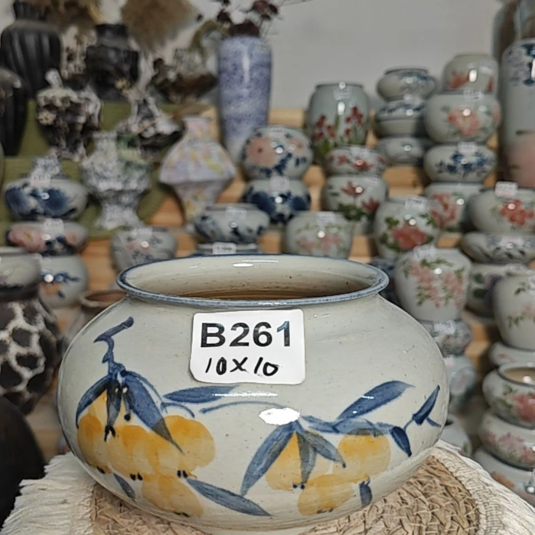 微瑕 介意勿拍 有孔 景德镇手绘B261