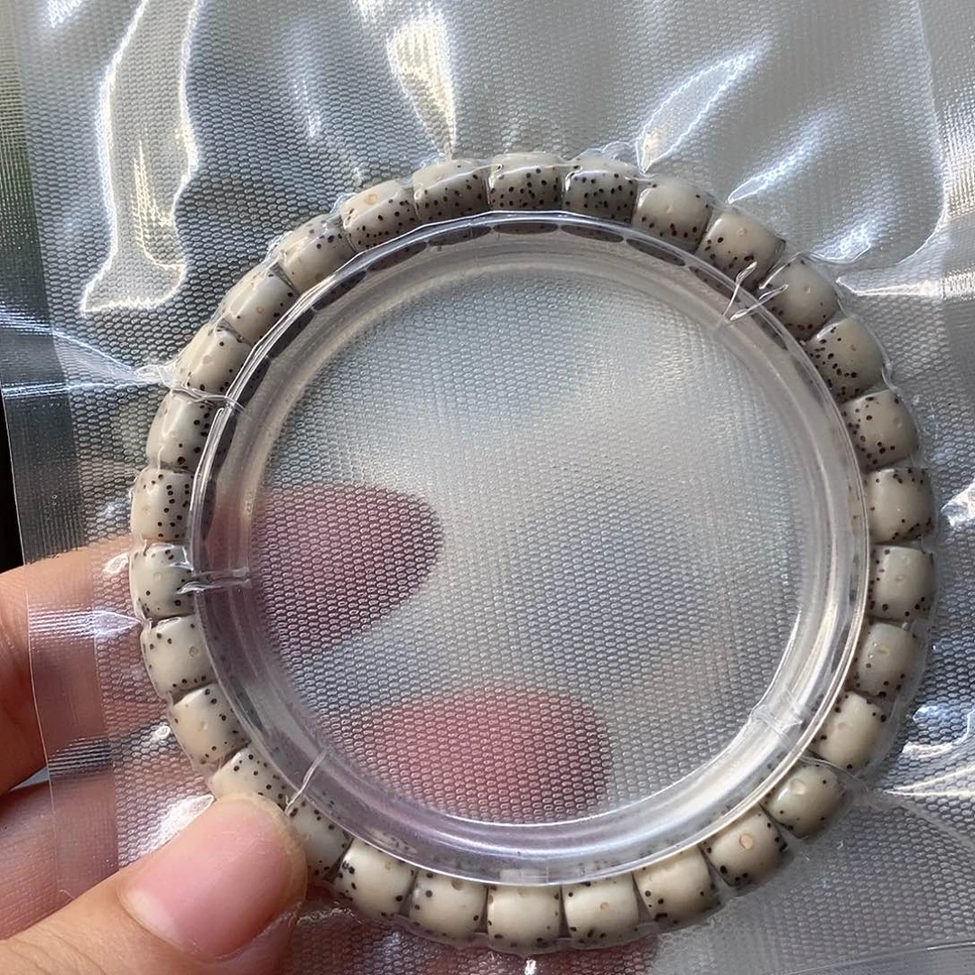 星月菩提手串石玉大眼直切7*6单