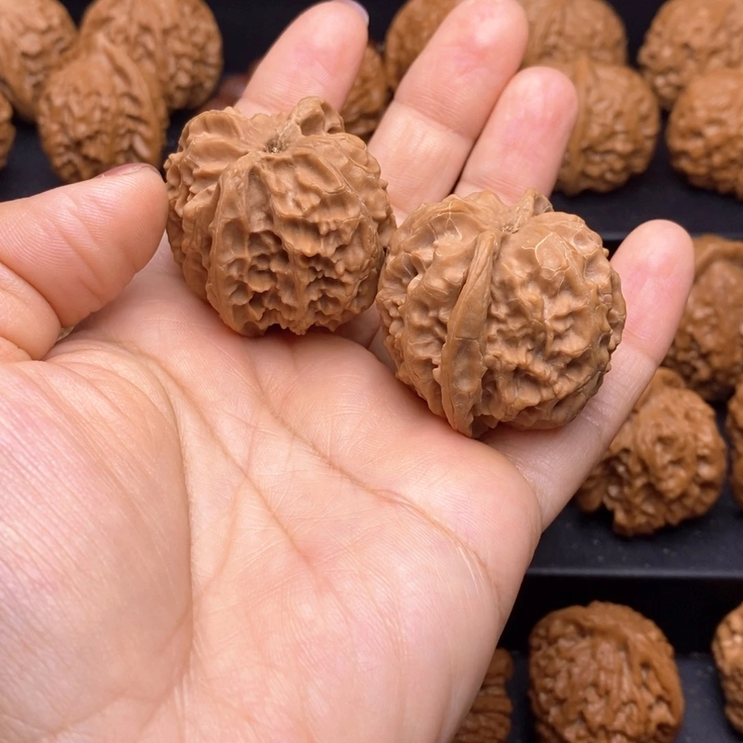 文玩核桃把件2*.苹果