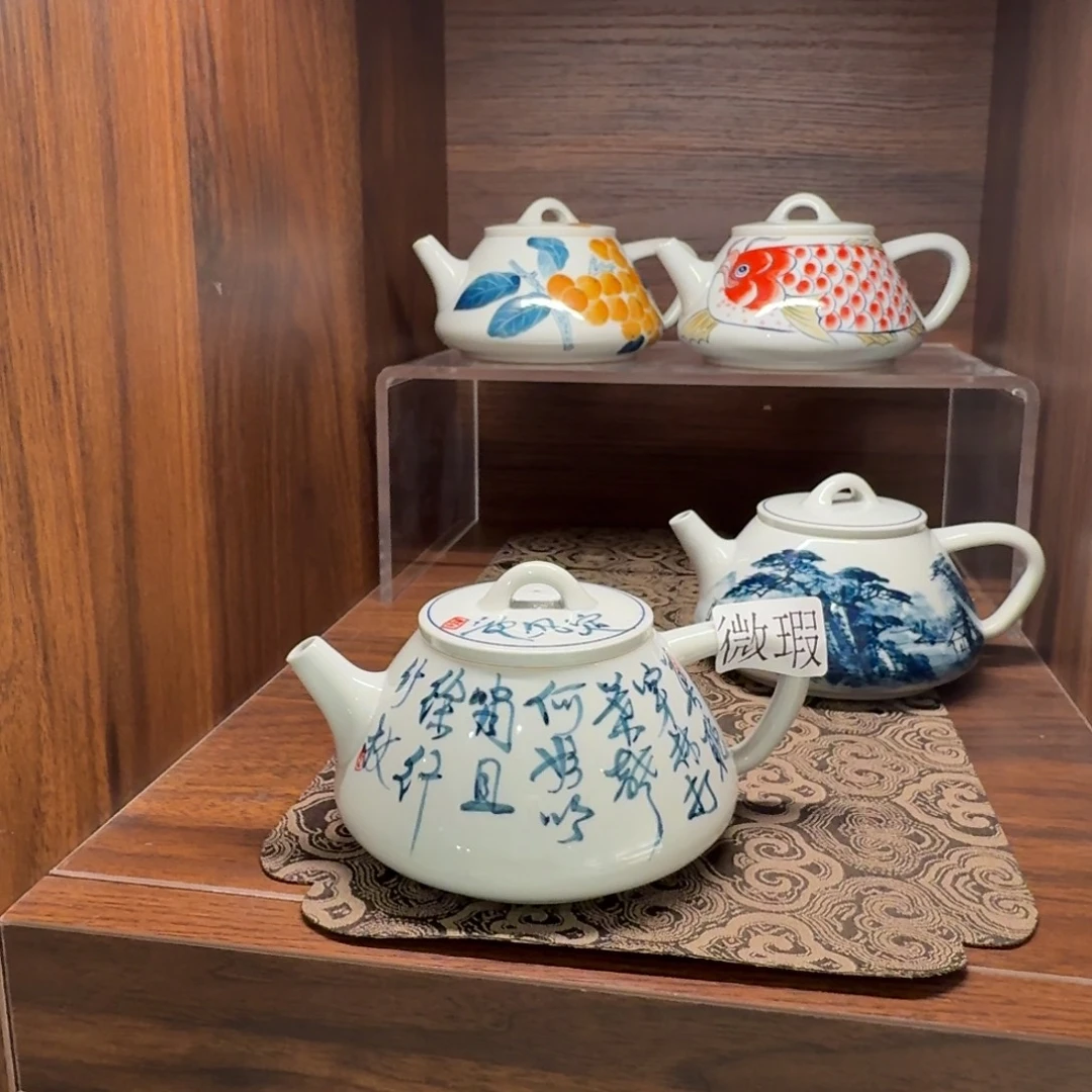 釉下手绘茶具微瑕