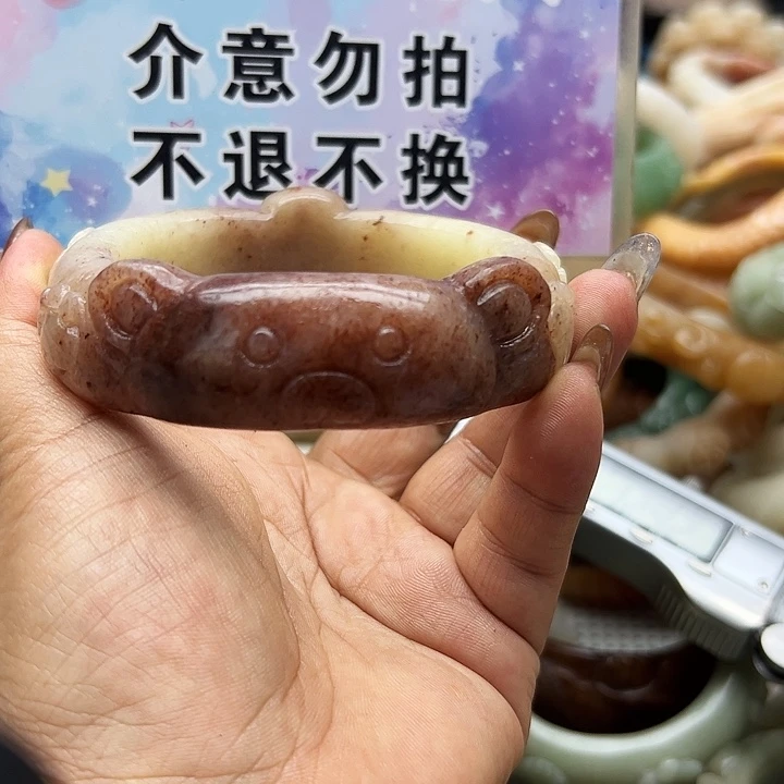 未镶嵌手镯石英岩玉