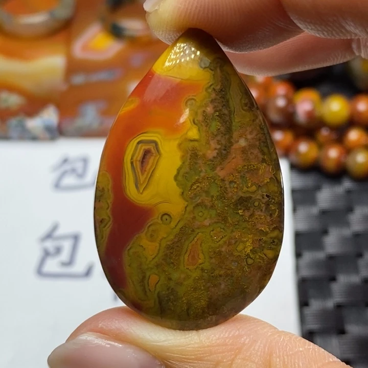 玛瑙/玉髓颈饰未镶嵌N*