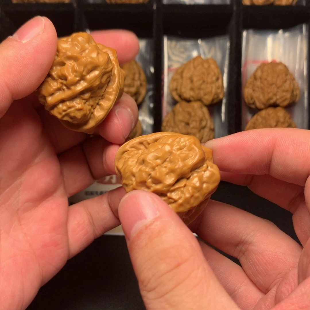 v***刚文玩核桃吊坠文玩核桃40