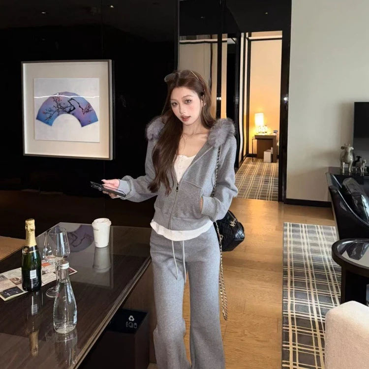 2025新款美式复古毛领连帽长袖外套女秋冬修身显瘦喇叭裤两件套