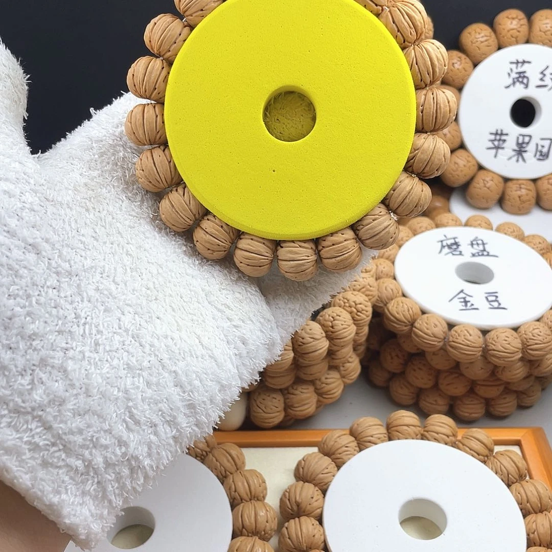 吊坠桃核一代树王纽扣