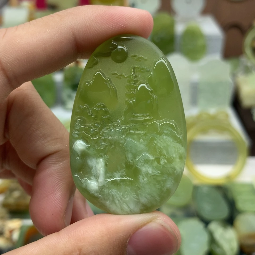 岫玉未镶嵌吊坠(不含链)