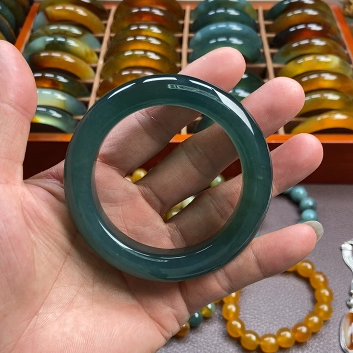 蛇纹石玉未镶嵌手镯小*