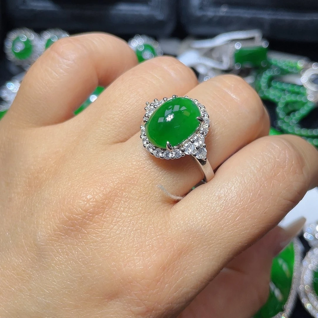 翡翠颈饰银S925镶嵌翡翠