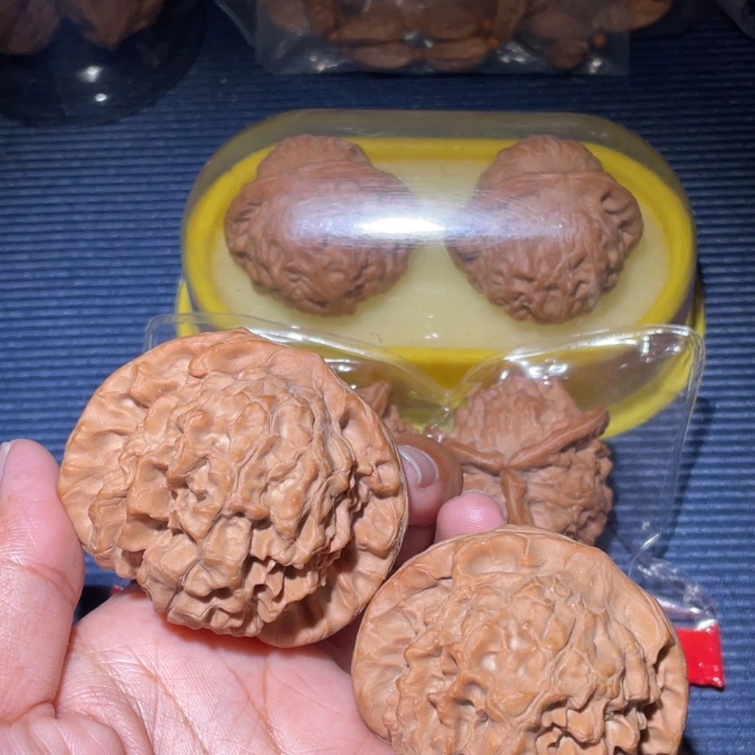 吊坠文玩核桃全品龙鼎52