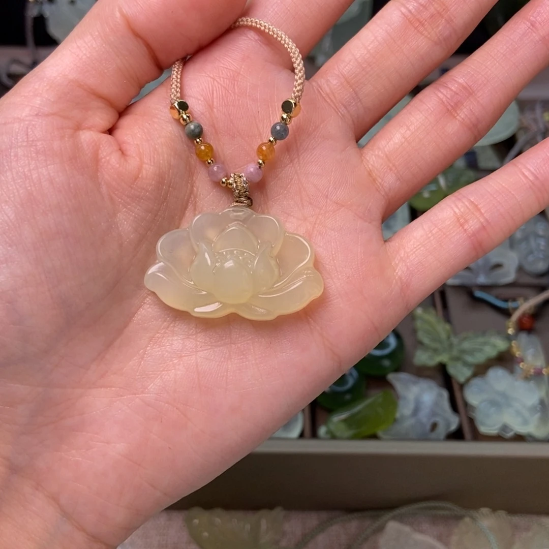 蛇纹石玉项链未镶嵌