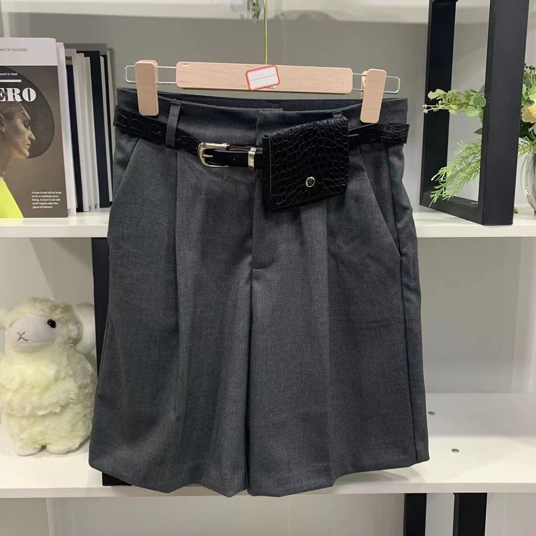G915502【重磅新款】时尚洋气灰色带腰包短裤