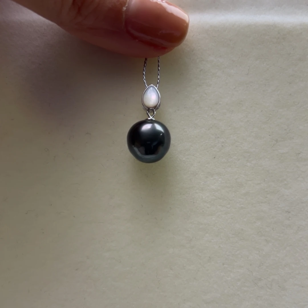 银S925镶嵌颈饰海水珍珠10.8mm水滴款大溪地吊坠