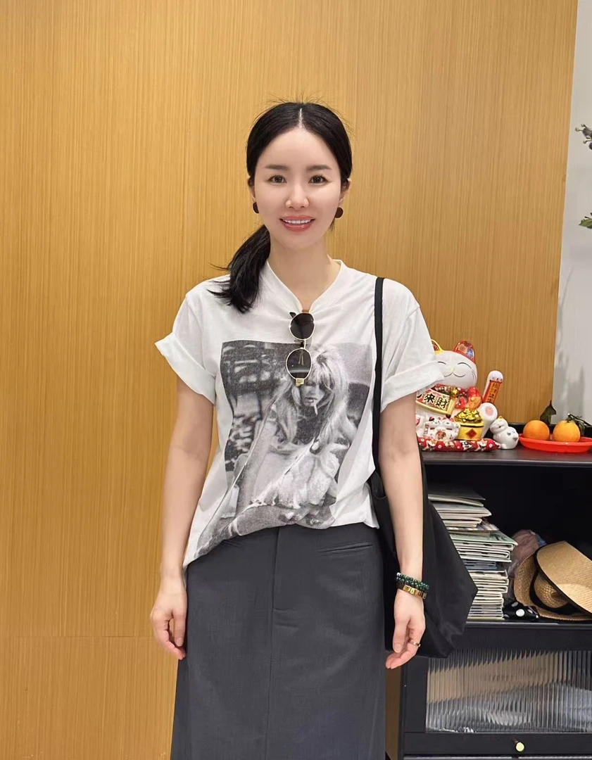 鑫燃KIKI 小众设计感图案百搭显瘦T恤  90091 WU
