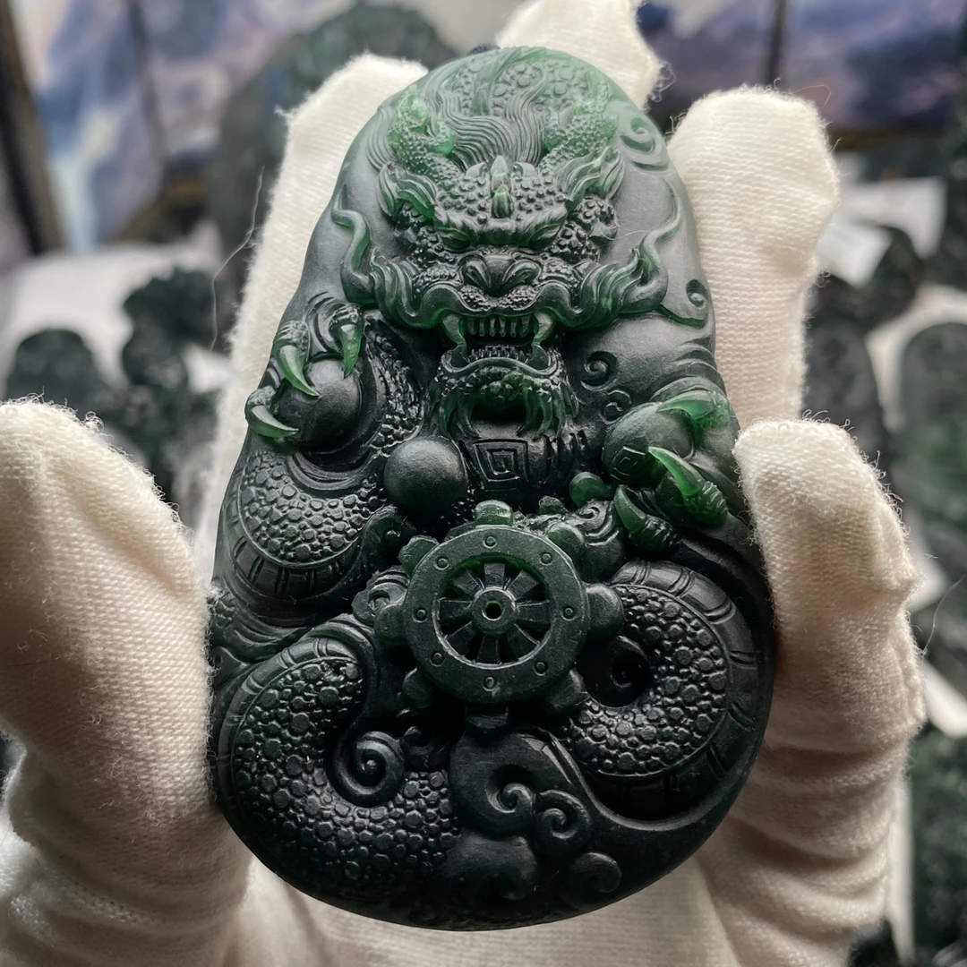 墨翠之旅翡翠A货龙牌吊坠霸气十足