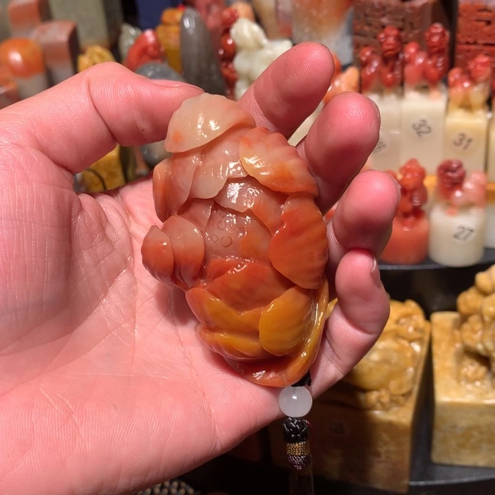 寿山石印石手把件