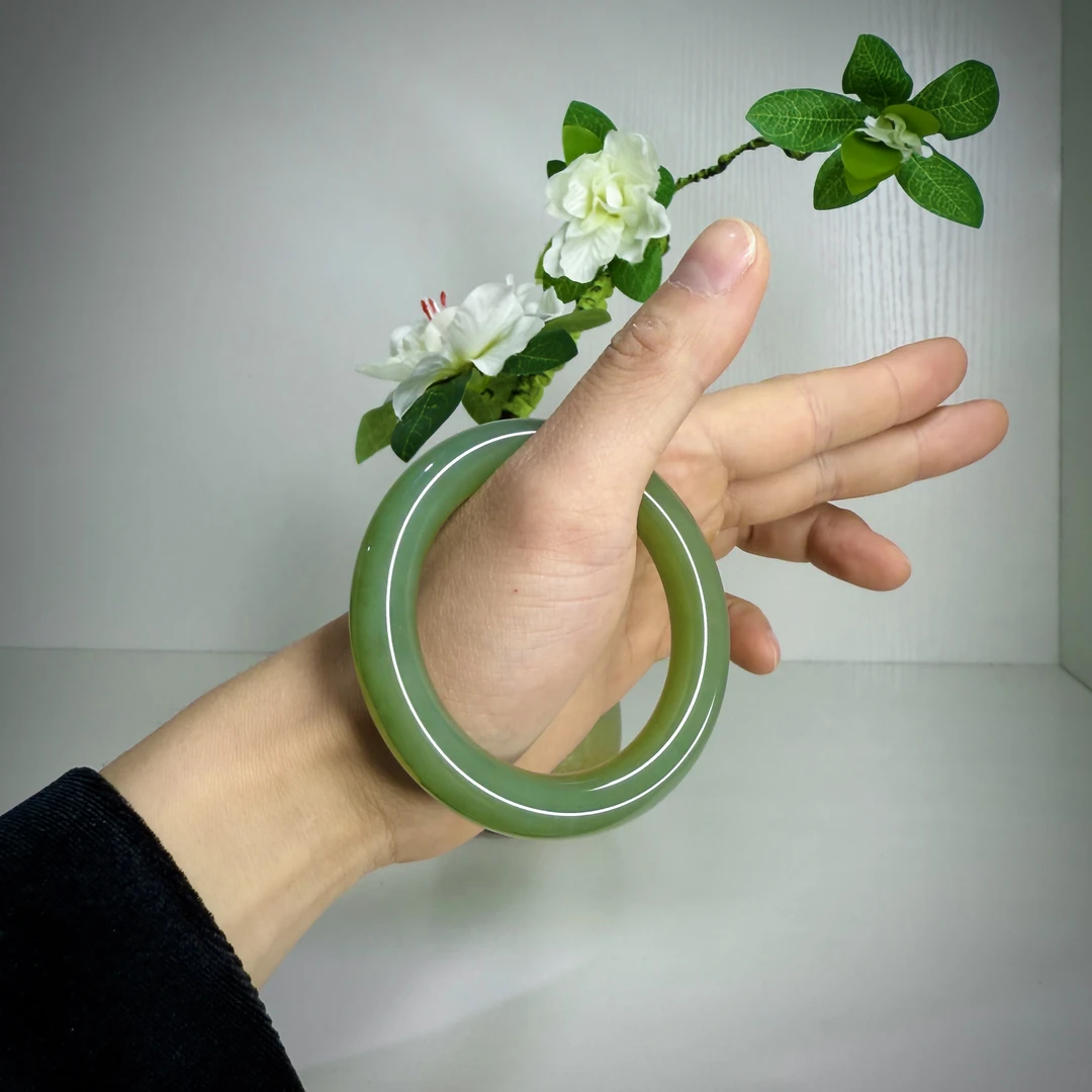 壹屿珠宝 和田玉典藏手镯圈口58.5