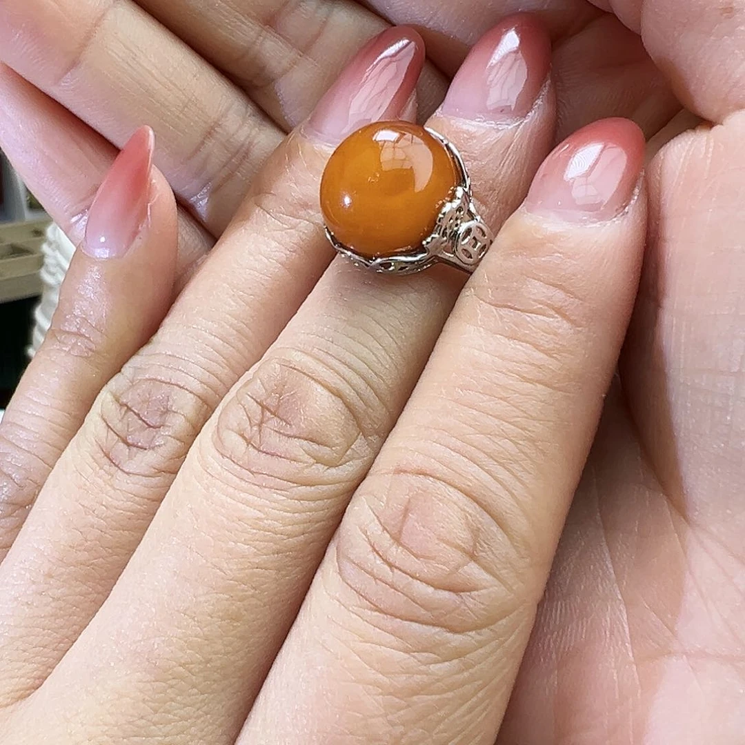 琥珀手镯未镶嵌戒指