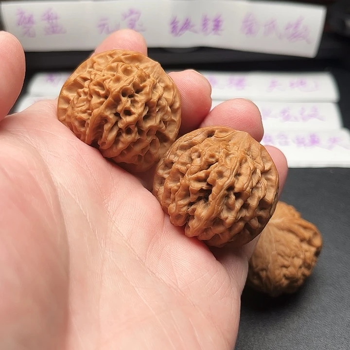 文玩核桃吊坠全品秦闷