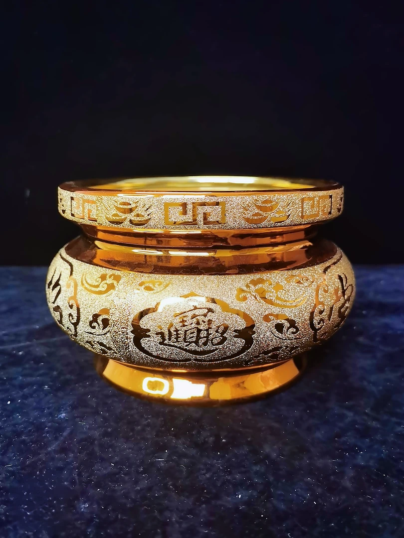 四寸陶瓷手花盆。发财树配件。