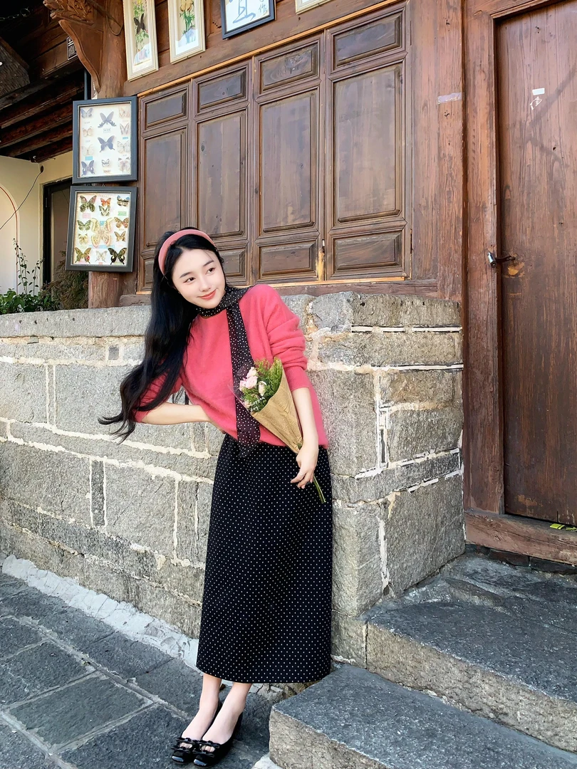 【海棠明媚】韩系ins风玫红色针织上衣减龄显瘦网红波点半身裙套装