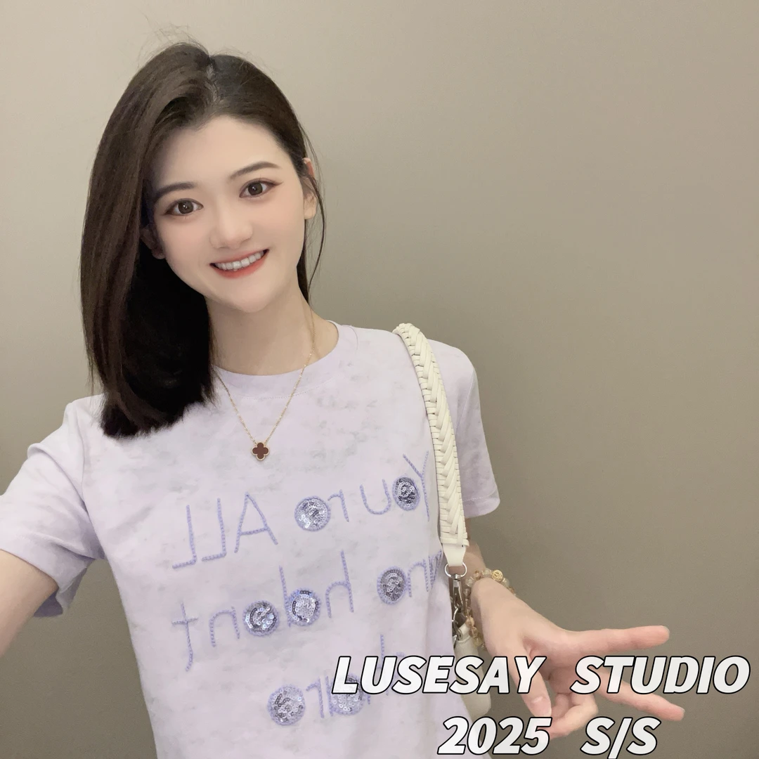 LUSESAY 扎染亮片字母 夏季2025新款 短袖t恤女百搭显瘦上衣