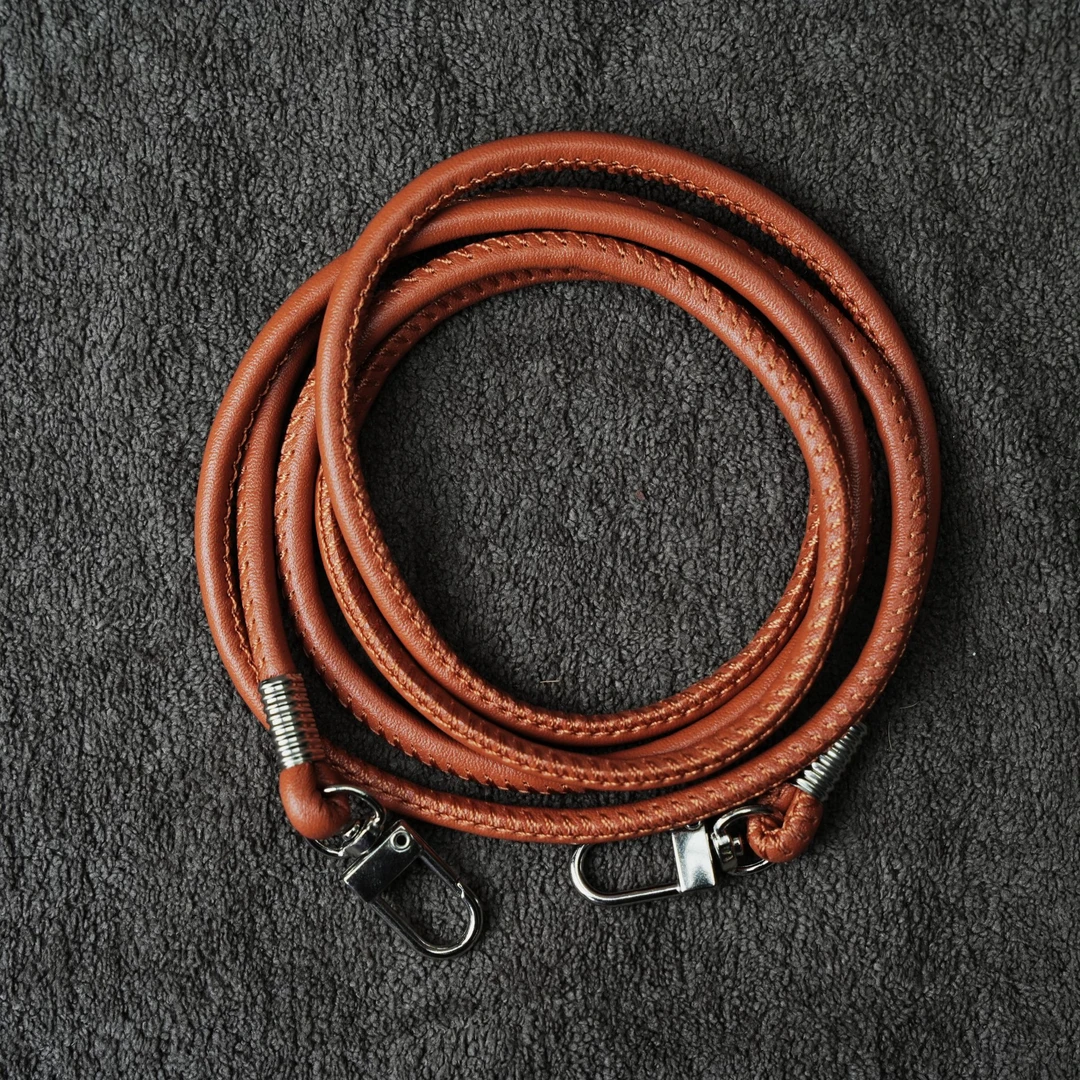 130厘米背绳一根（颜色随机）