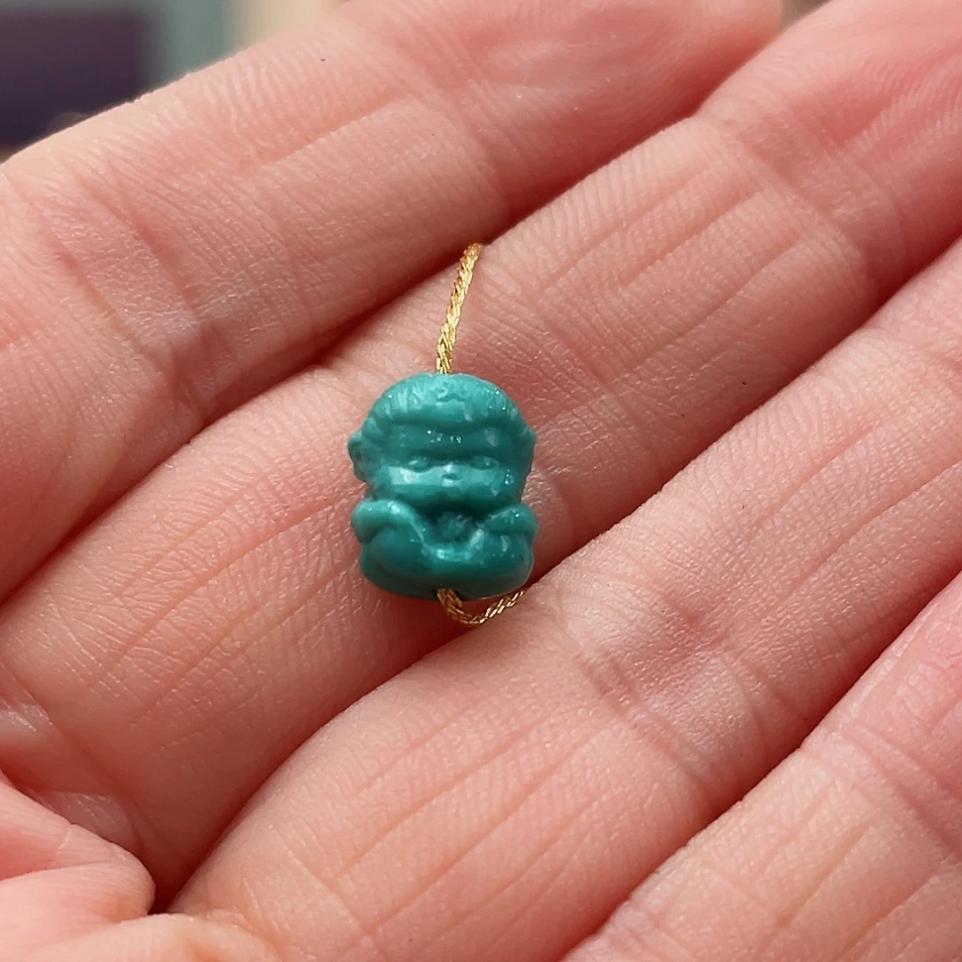 绿松石颈饰未镶嵌