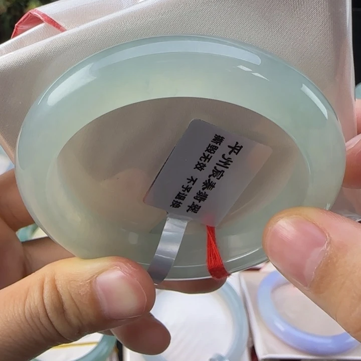 未镶嵌手镯翡翠翡翠手镯