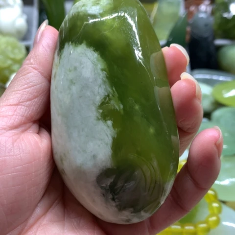 蛇纹石玉未镶嵌手把件