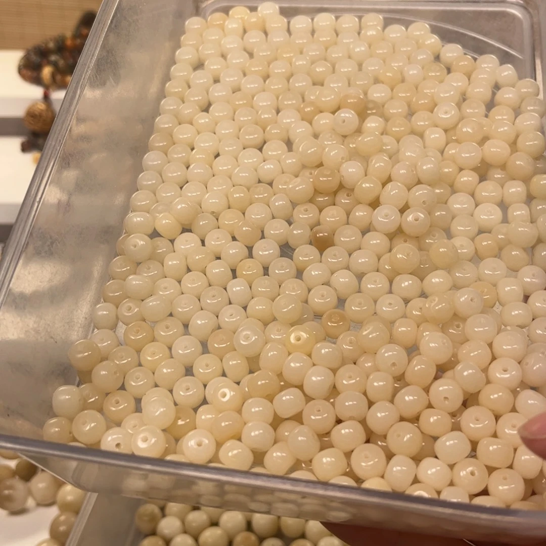 吊坠白玉菩提奶白桶珠100颗