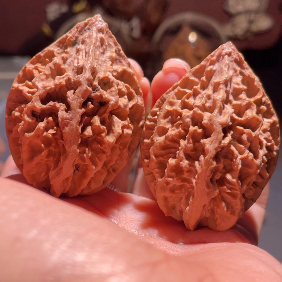 文玩核桃吊坠八棱龙脊20