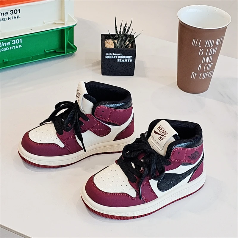 17513童鞋2025春款爆款男女童高帮红色空军板鞋休闲鞋运动篮球鞋