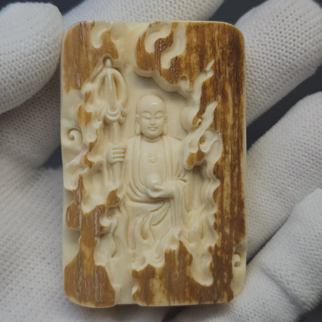 天然猛犸牙手工皮雕地藏王吊坠