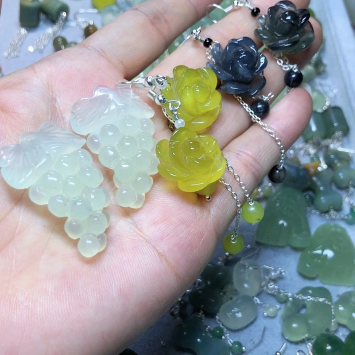 【闪购商品】蛇纹石玉耳环未镶嵌童*