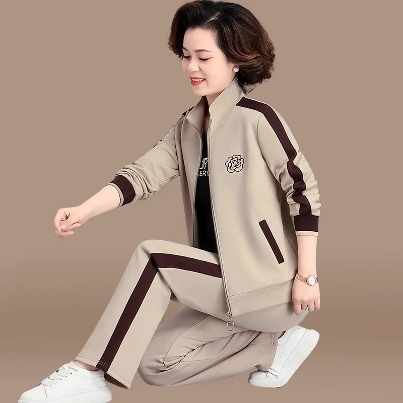 妈妈秋装运动服套装2025新款大码上衣中老年女装春秋季外套三件套