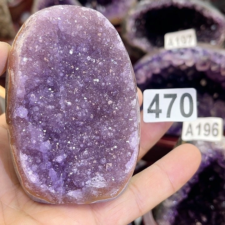 未镶嵌水晶大型摆件（非配饰）