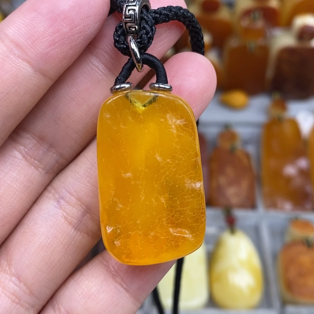 琥珀未镶嵌珠宝奇石