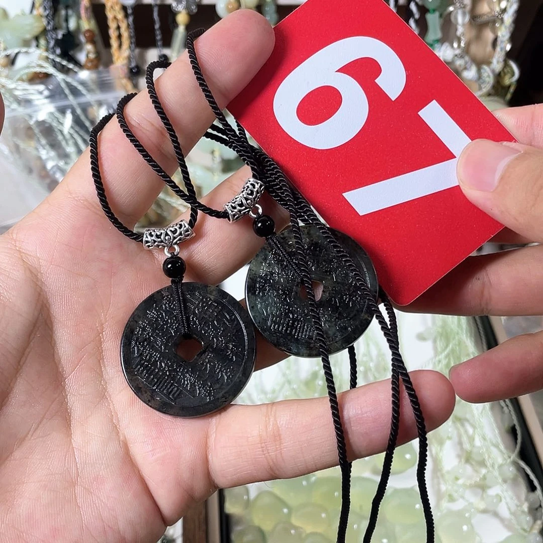 蛇纹石玉合金颈饰