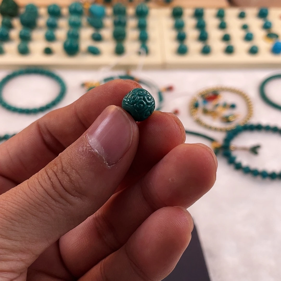 绿松石未镶嵌耳饰