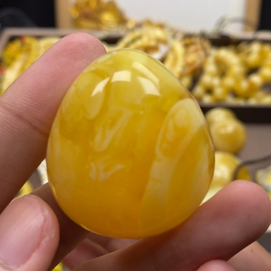 琥珀未镶嵌裸石蜜蜡