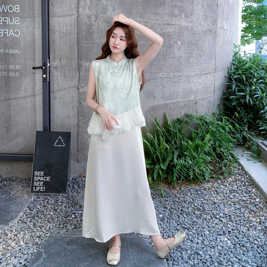 绿色盘扣上衣半身裙两件套女2025年夏季新款时尚独特巨好看套装裙