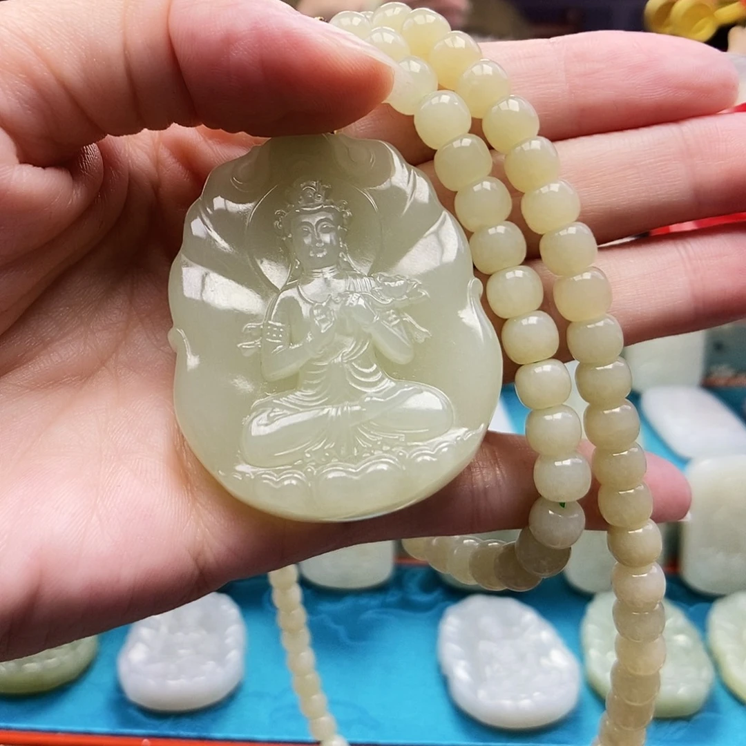 和田玉未镶嵌颈饰001属马佩戴大势至菩萨