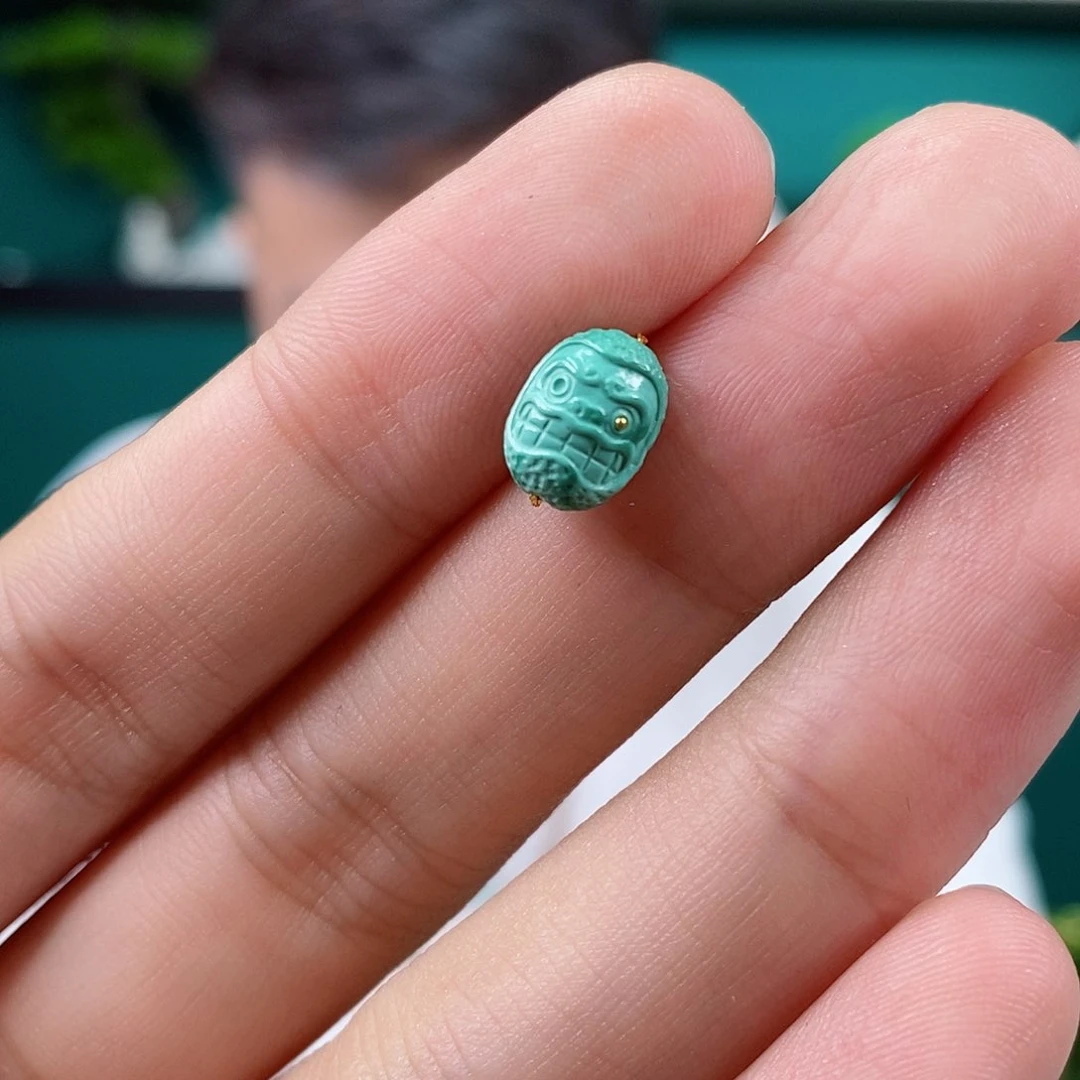 未镶嵌绿松石珠宝奇石