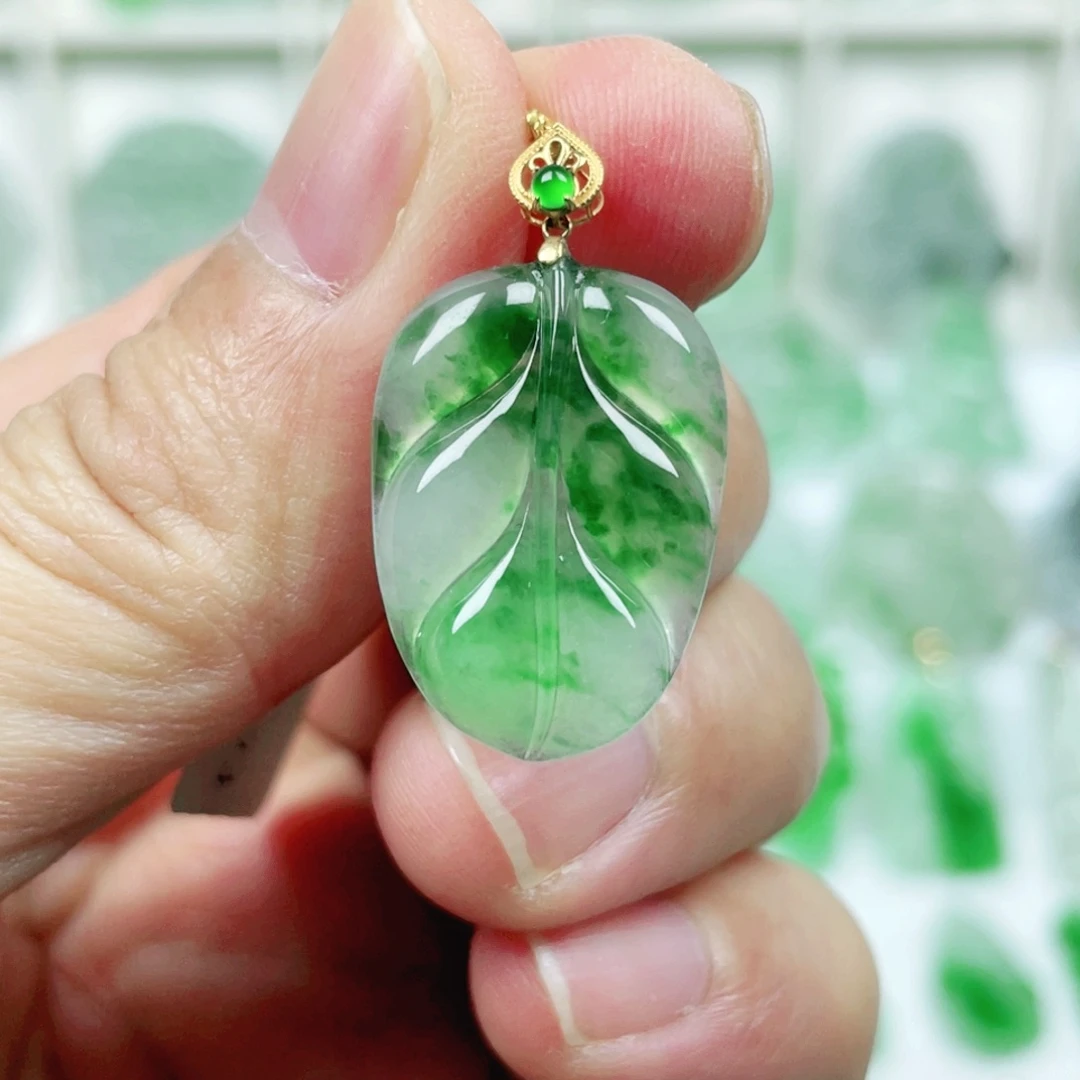 翡翠18K金镶嵌吊坠(不含链)