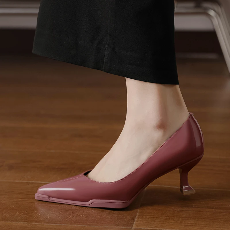 邓老板5公分羊皮中跟2025新款气质百搭尖头浅口单鞋高跟鞋9108