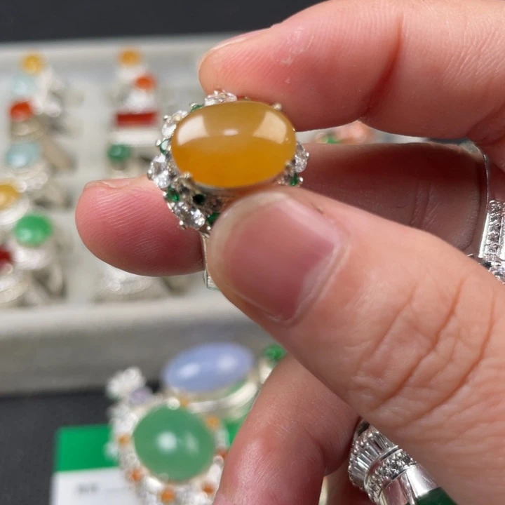 翡翠未镶嵌戒指缅甸天然翡翠