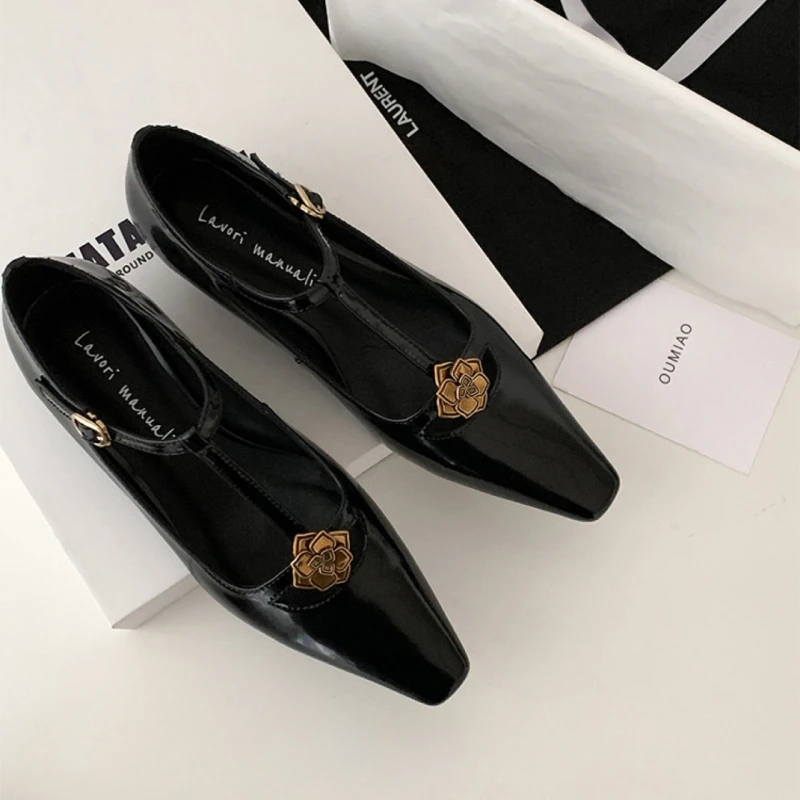 2025早春新款3cm法式T字带金属花朵